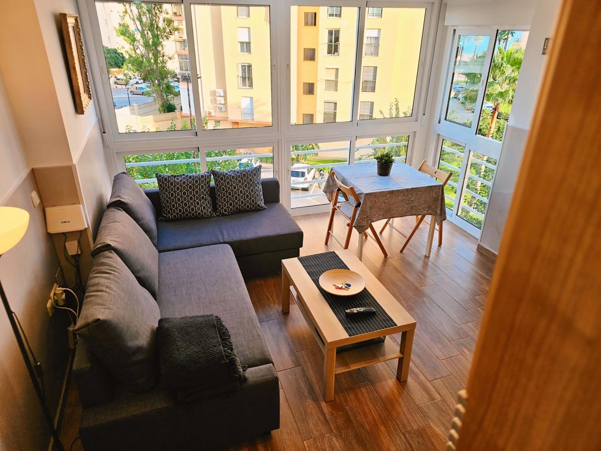 Apartamento Paseo Maritimo De Playamar Torremolinos Kültér fotó