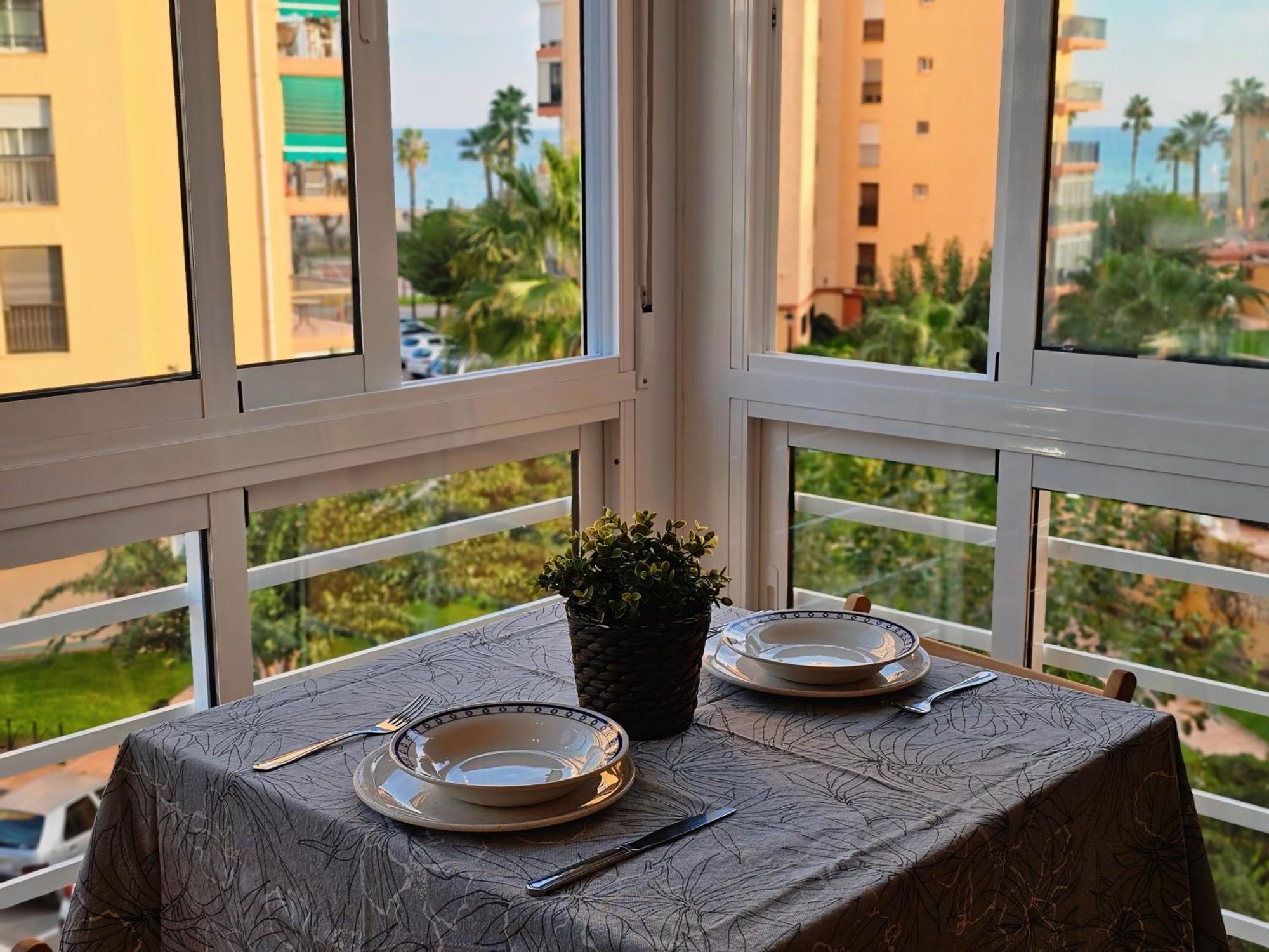Apartamento Paseo Maritimo De Playamar Torremolinos Kültér fotó